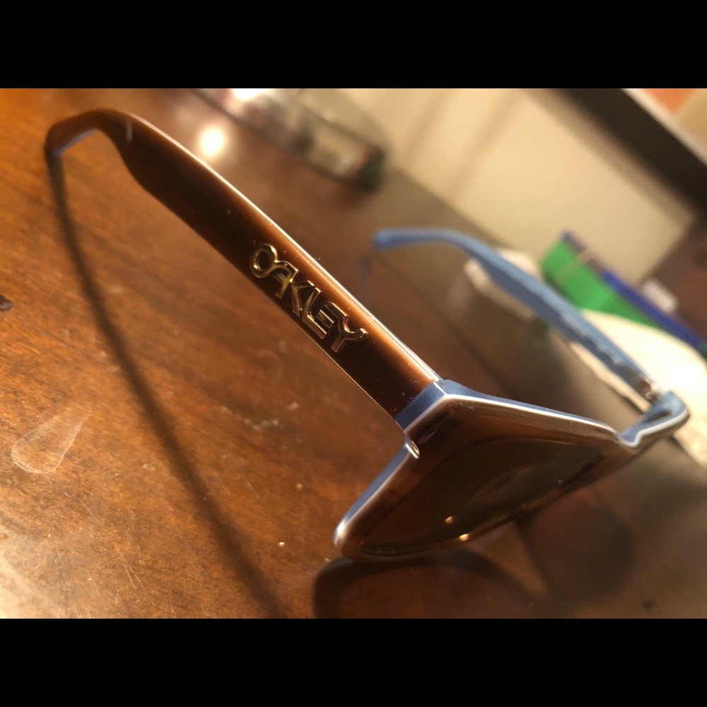 Oakley Frogskins lx polarized